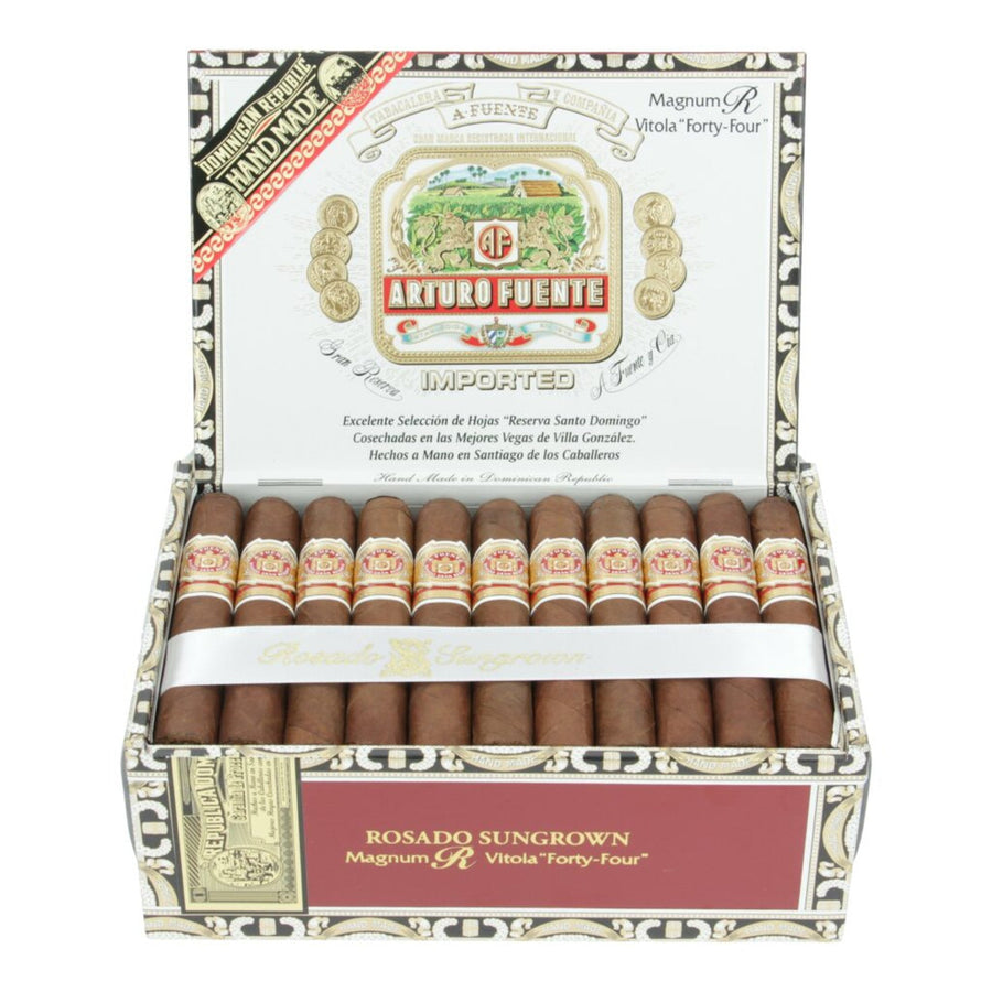 Arturo Fuente Magnum R Rosado Sungrown Forty Four - Open Box