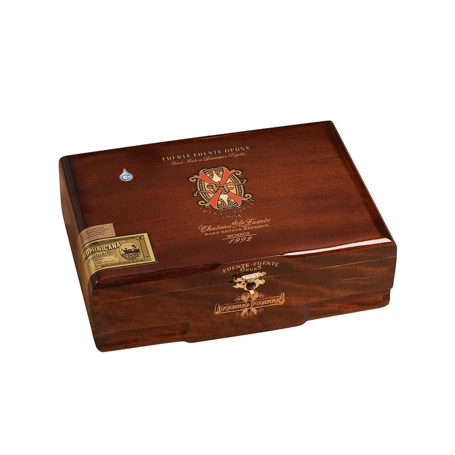 Arturo Fuente OpusX Pussy Cat - Closed Box
