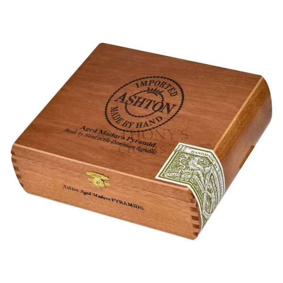 Ashton Aged Maduro Pyramid - Closed Box