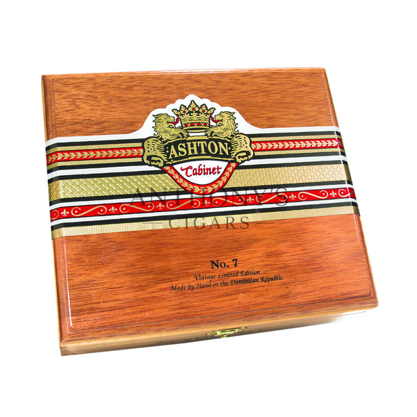 Ashton Cabinet Selection No. 7 Toro