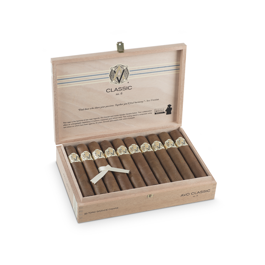 Avo Classic No. 6 6 x 60 open cigar box