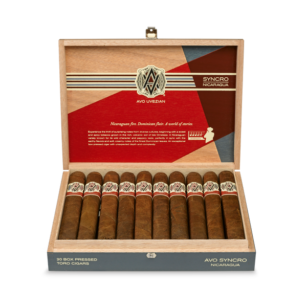 Avo Syncro Nicaragua Toro 6 x 54 open cigar box