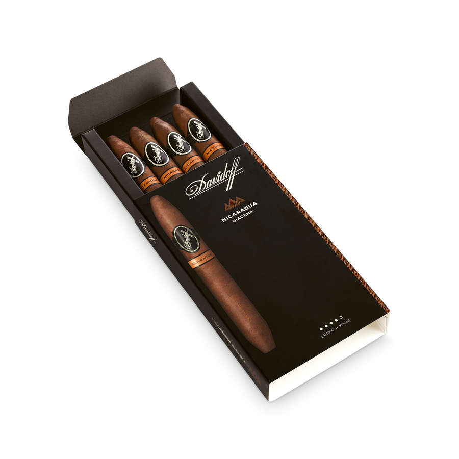 Davidoff Nicaragua Diadema Pack of 4