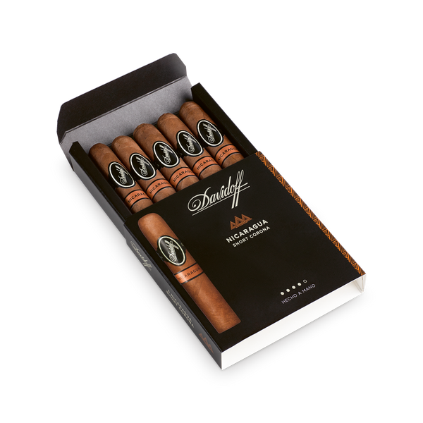 Davidoff Nicaragua Short Corona Pack of 4