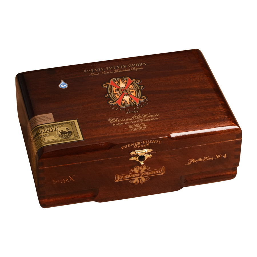 Arturo Fuente OpusX PerfeXcion No. 4 Series X closed cigar box