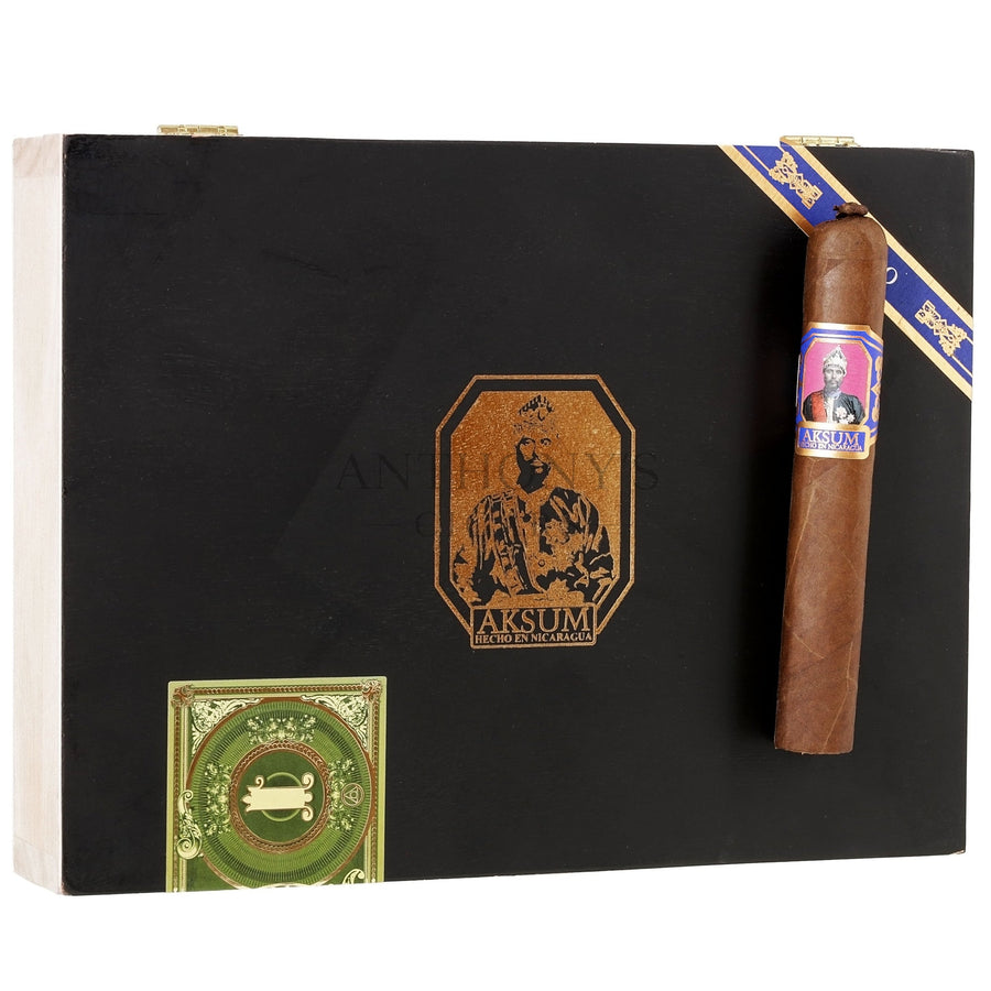 Foundation Aksum Claro Robusto - Closed Box
