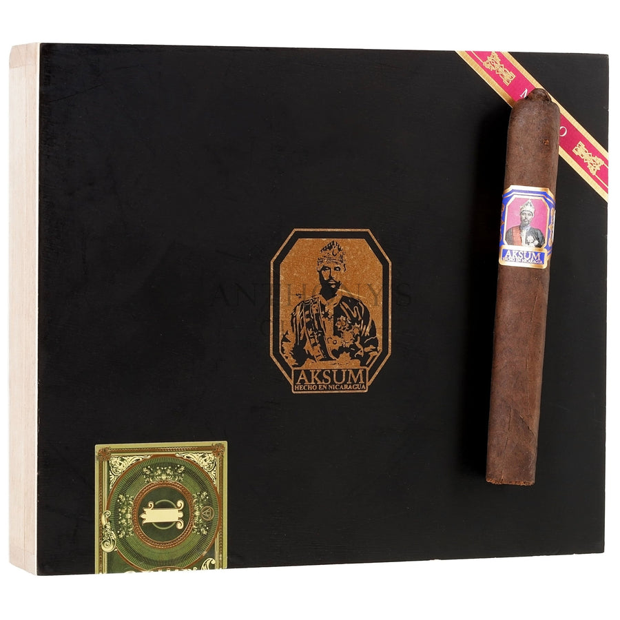 Foundation Aksum Maduro Toro - Closed Box