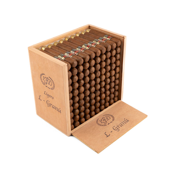 La Flor Dominicana Ligero L'Granu open cigar box