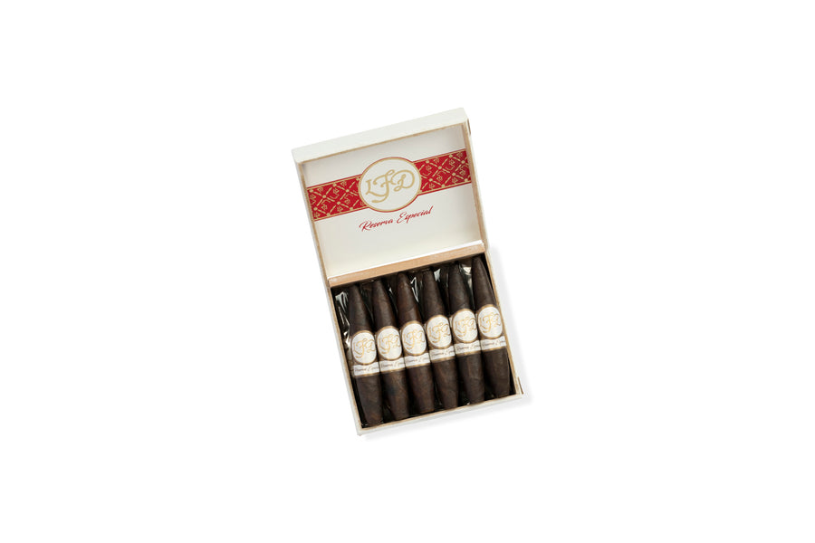 La Flor Dominicana Reserva Especial El Jocko Maduro open cigar box