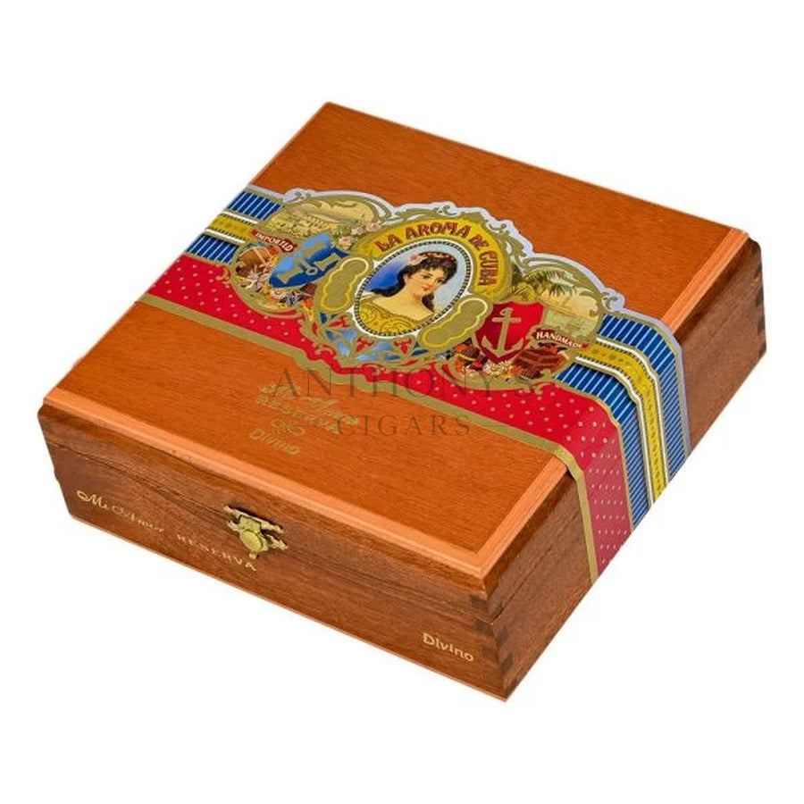 La Aroma De Cuba Reserva Divino - Closed Box