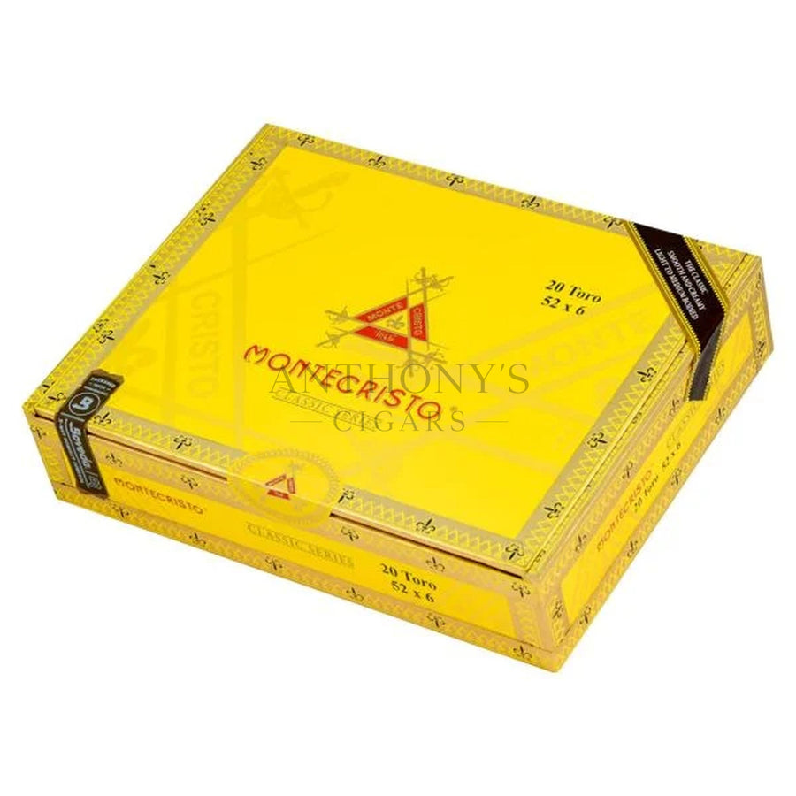 Montecristo Classic Toro - Closed Box