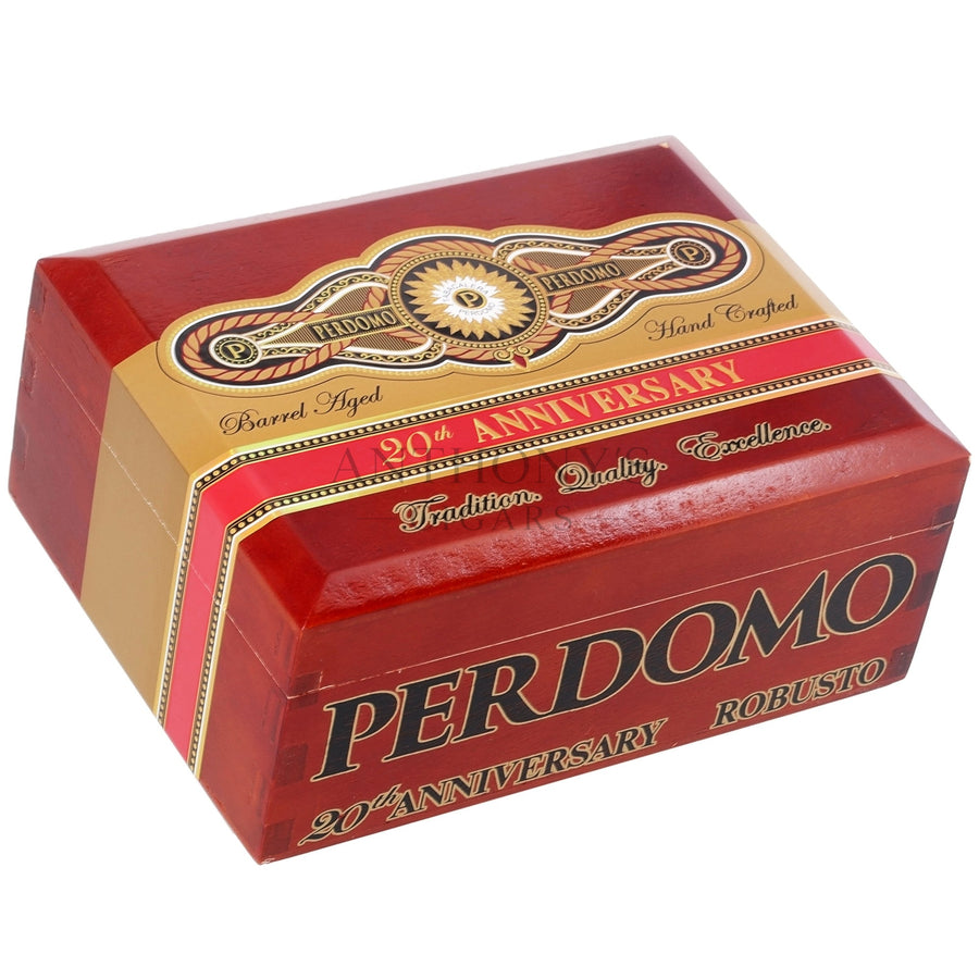 Perdomo 20th Anniversary Connecticut Robusto - Closed Box