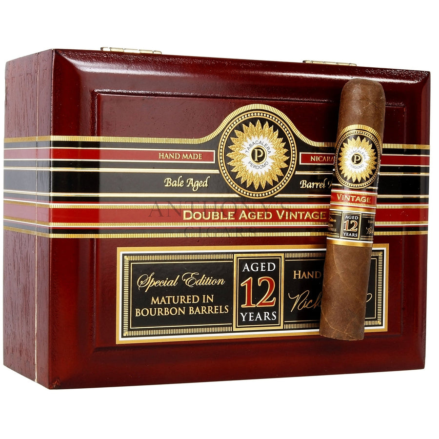 Perdomo Double Aged 12 Year Vintage Sungrown Robusto - Closed Box
