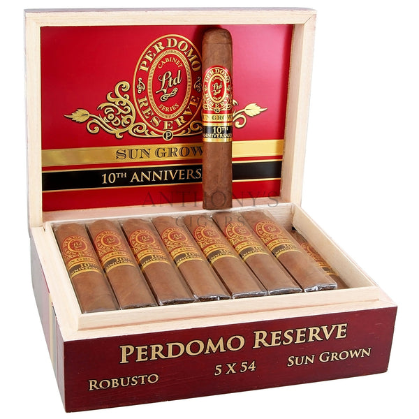 Perdomo Reserve 10th Anniversary Sun Grown Robusto - Open Box