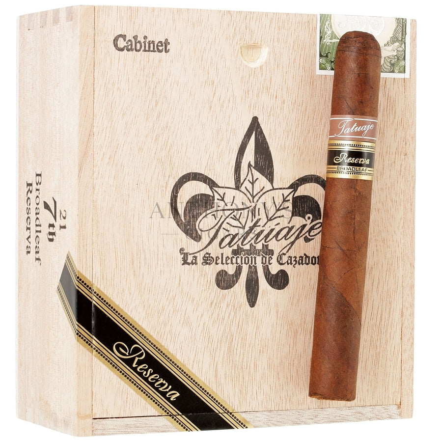 Tatuaje Selección de Cazador 7th Reserva Broadleaf - Closed Box