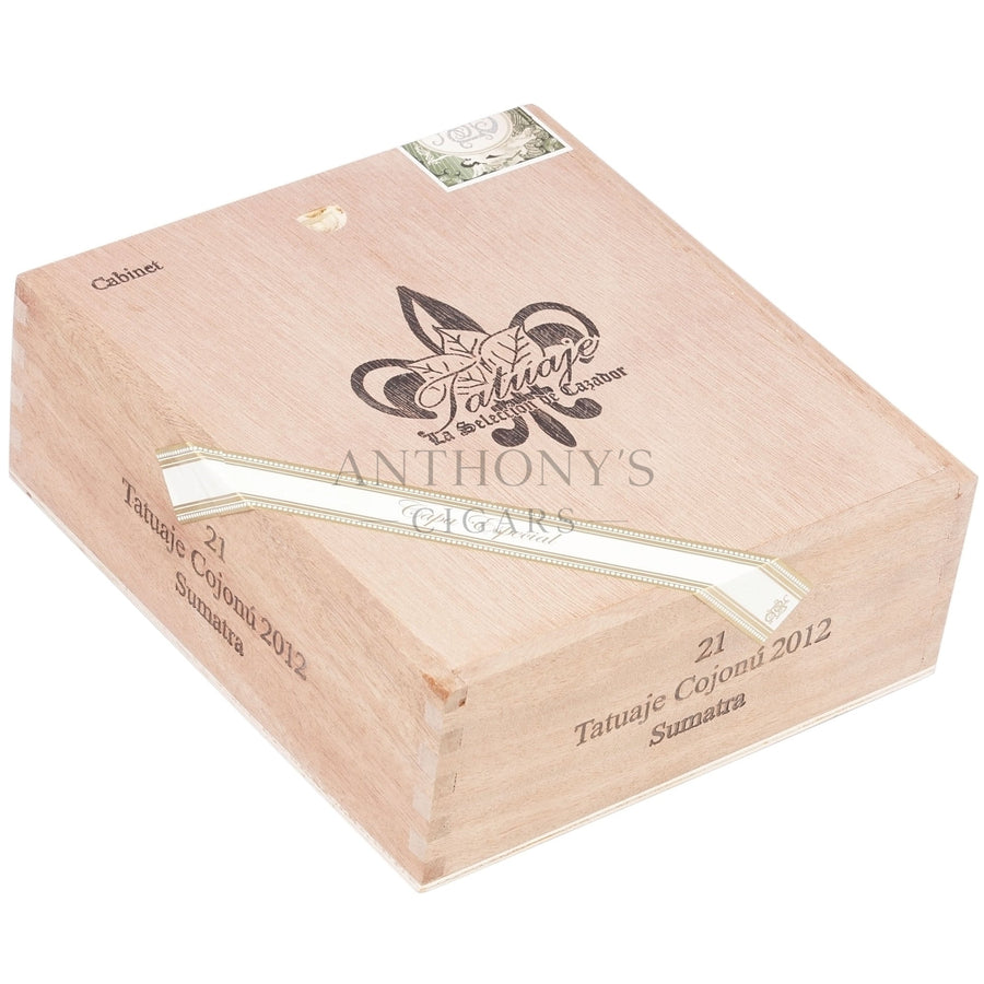 Tatuaje Selección de Cazador Cojonu 2012 - Sumatra - Closed Box