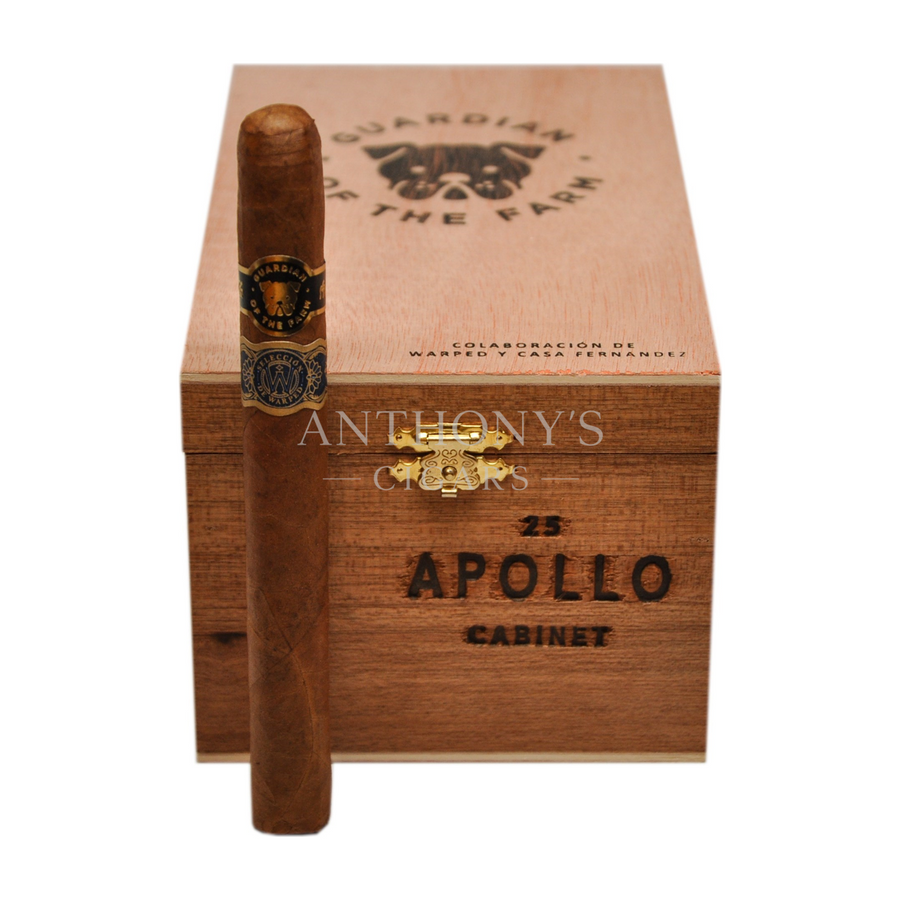 Aganorsa Leaf Guardian of the Farm Apollo cigar box closed