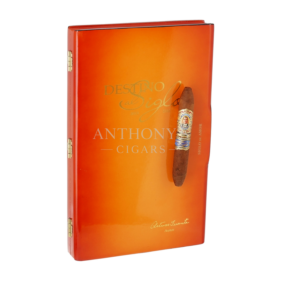 Arturo Fuente Don Arturo Destino al Siglo de Amor cigar box closed