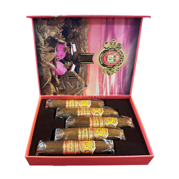 Arturo Fuente Rare Pink Work of Art 5 Pack cigar box