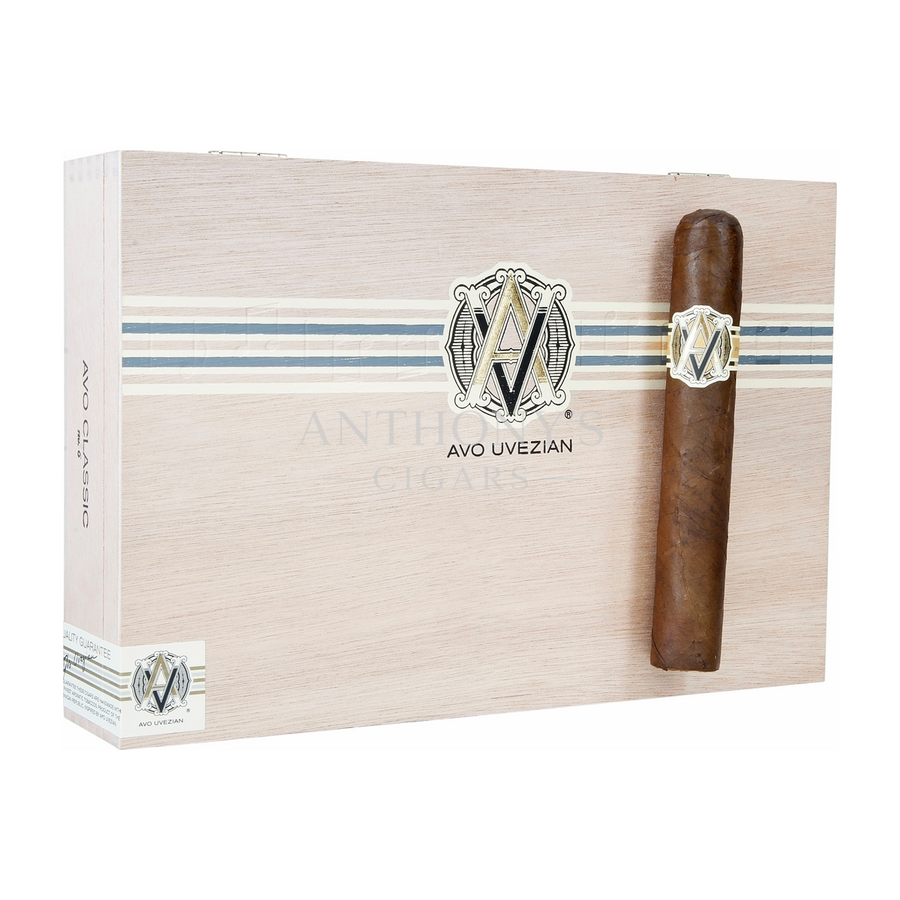 Avo Classic No. 6 cigar box closed