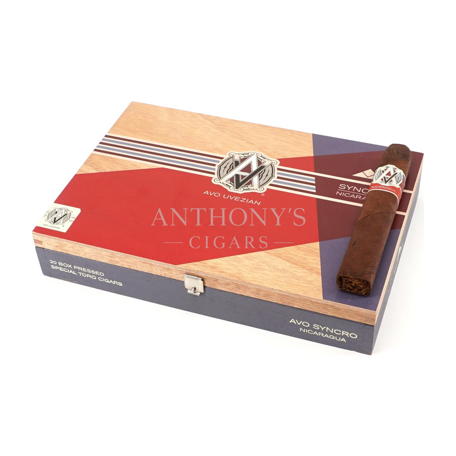 Avo Syncro Nicaragua Special Toro cigar box closed