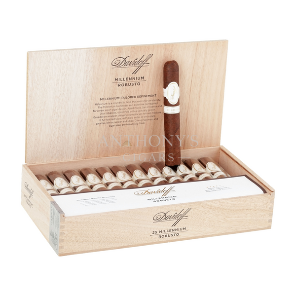 Davidoff Millennium Blend Robusto cigar box
