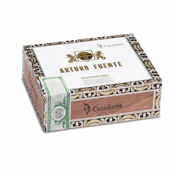 Arturo Fuente Especiales Cazadores closed cigar box
