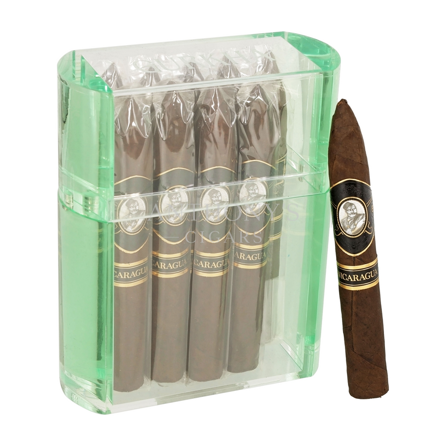 Gurkha Coleccion Especial Nicaragua Piramide cigar box closed