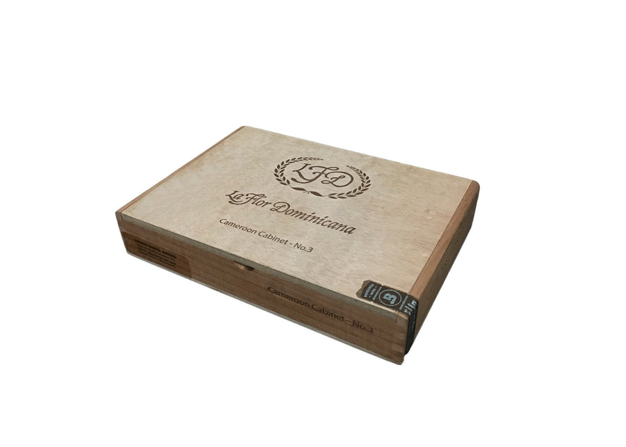 La Flor Dominicana Cameroon Cabinets Number 3 cigar box