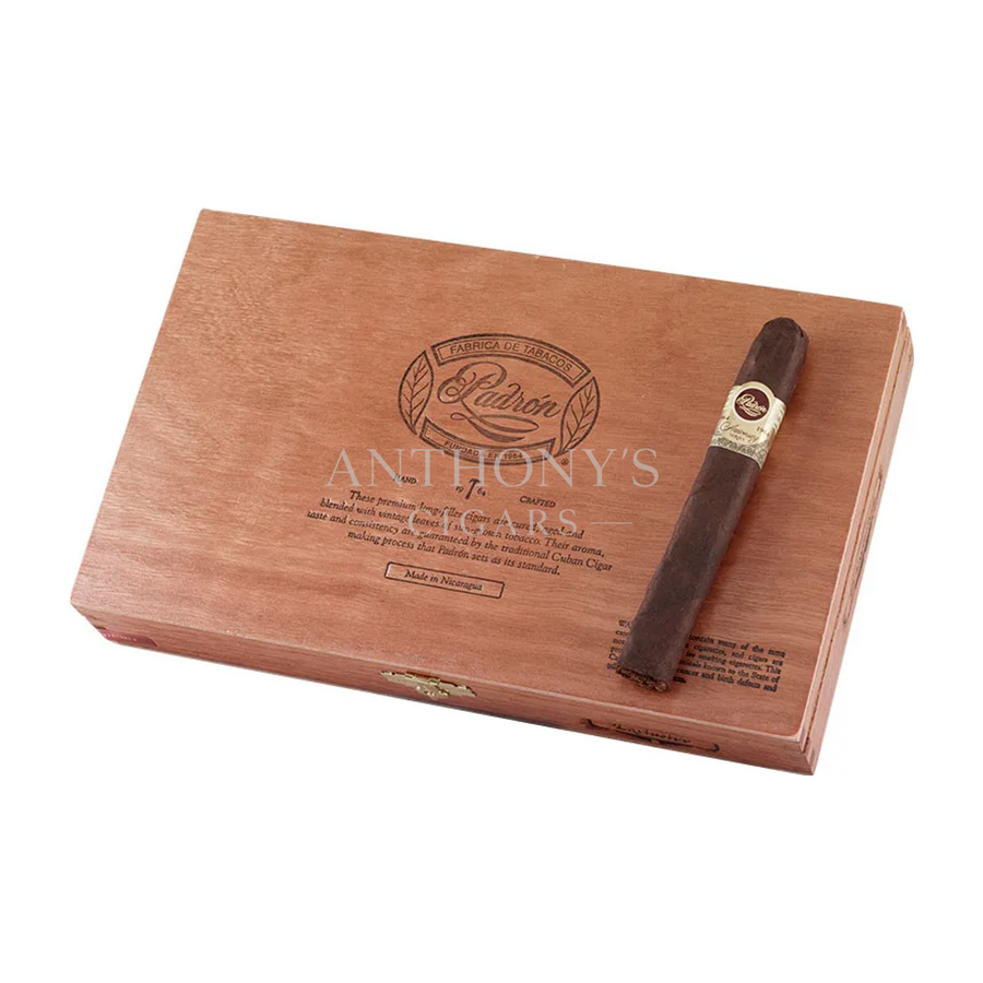 Padron 1964 Anniversary Exclusivo Maduro cigar box closed