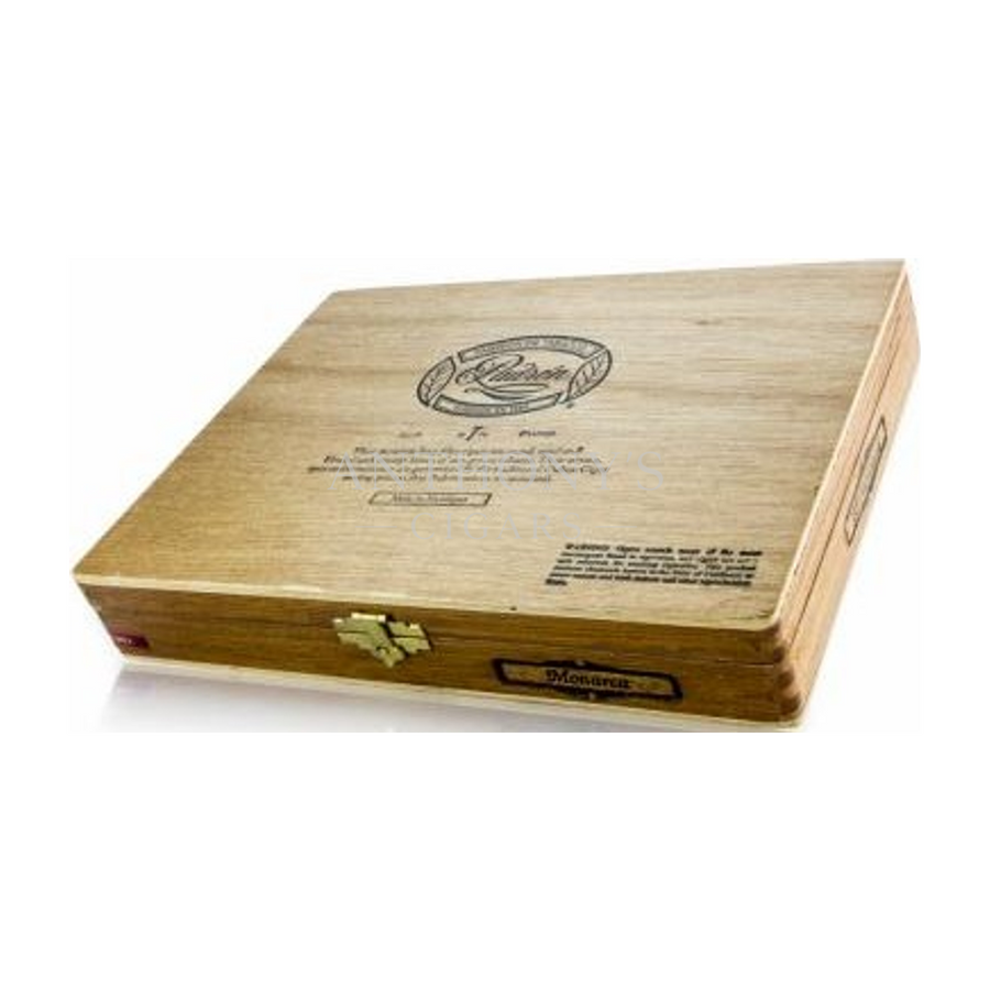 Padron 1964 Anniversary Monarca Maduro cigar box closed
