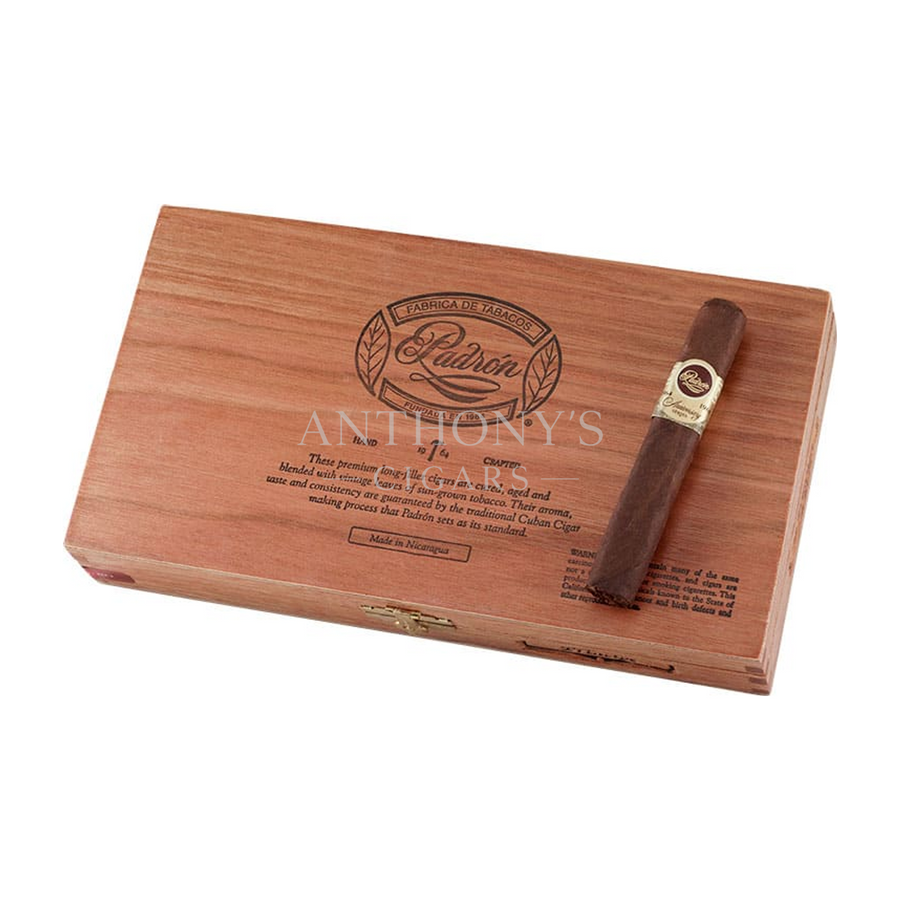 Padron 1964 Anniversary Principe Maduro cigar box closed