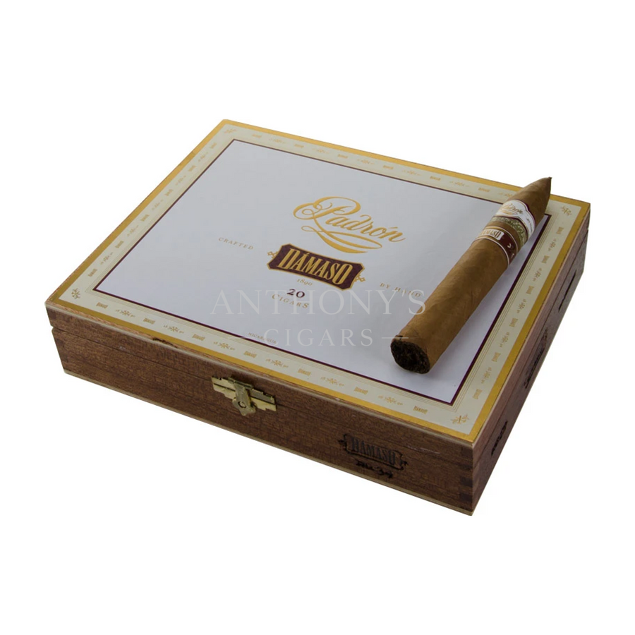 Padron Damaso No. 34 (Torpedo) cigar box closed