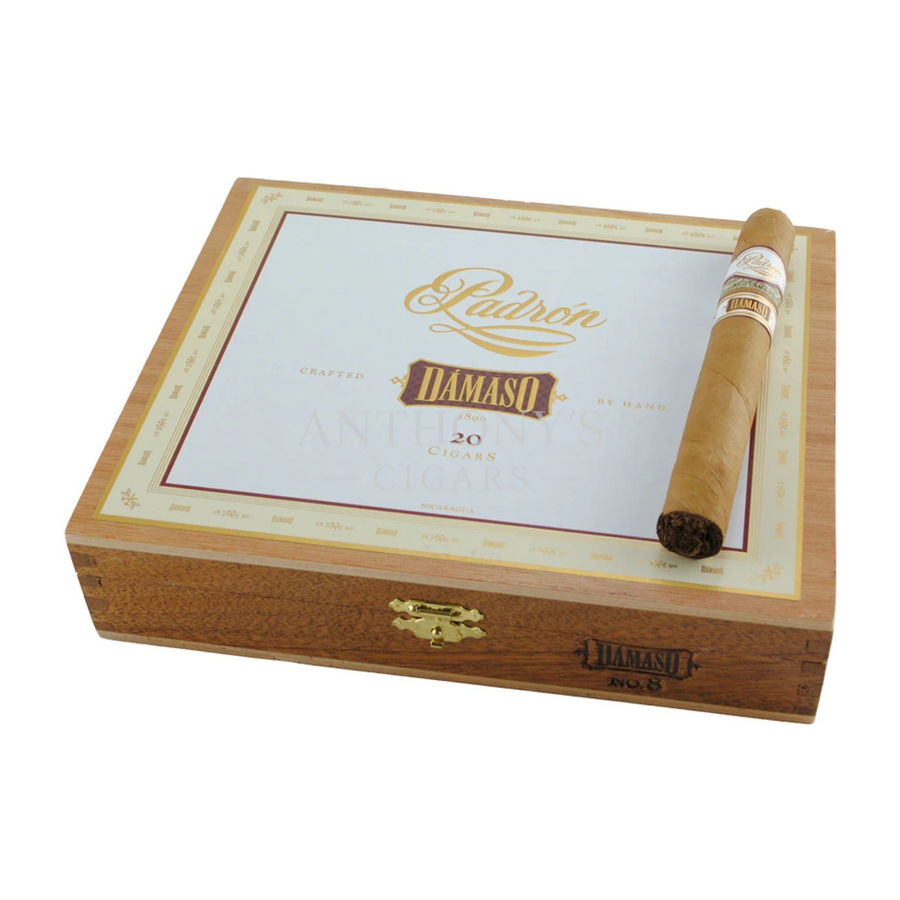 Padron Damaso No. 8 cigar box closed