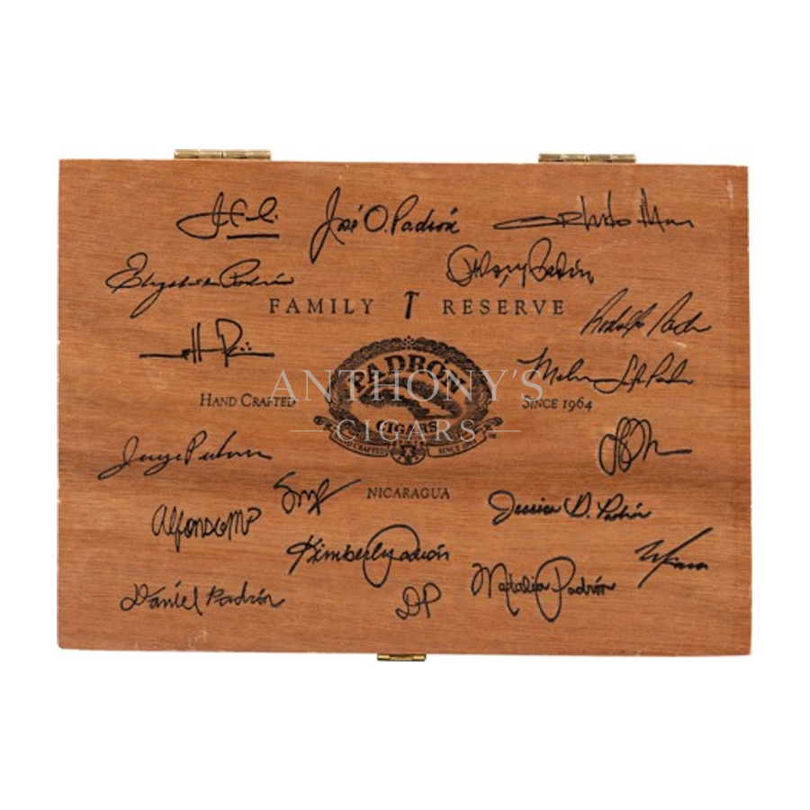 Padron Family Reserve No. 44 Natural cigar box closed