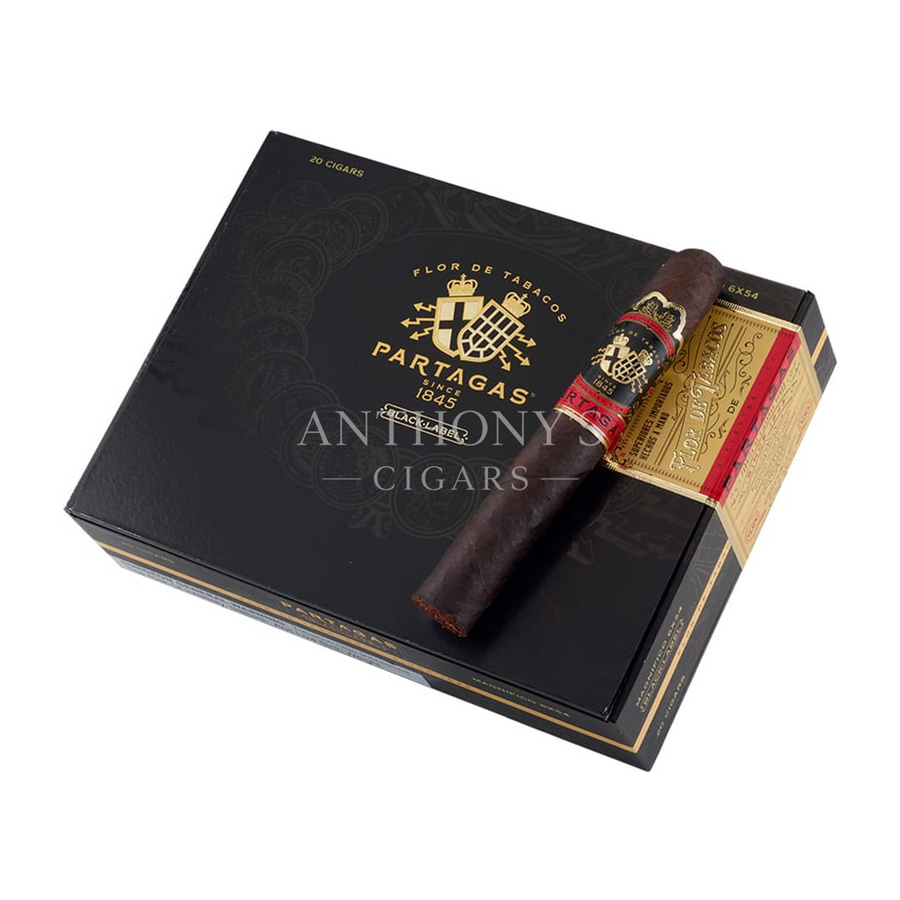 Partagas Black Label Magnifico cigar box closed
