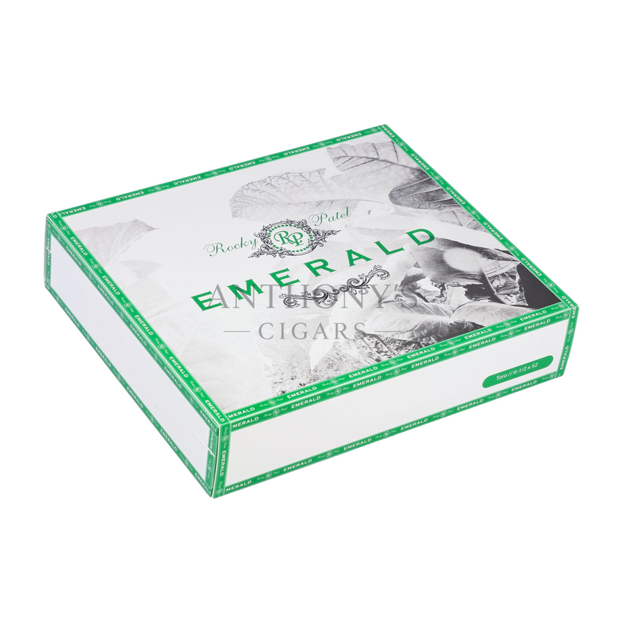 Rocky Patel Emerald Toro cigar box closed