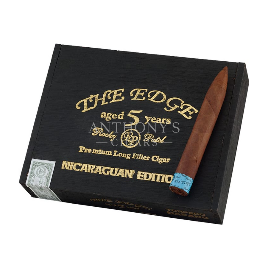Rocky Patel The Edge Habano Torpedo cigar box closed