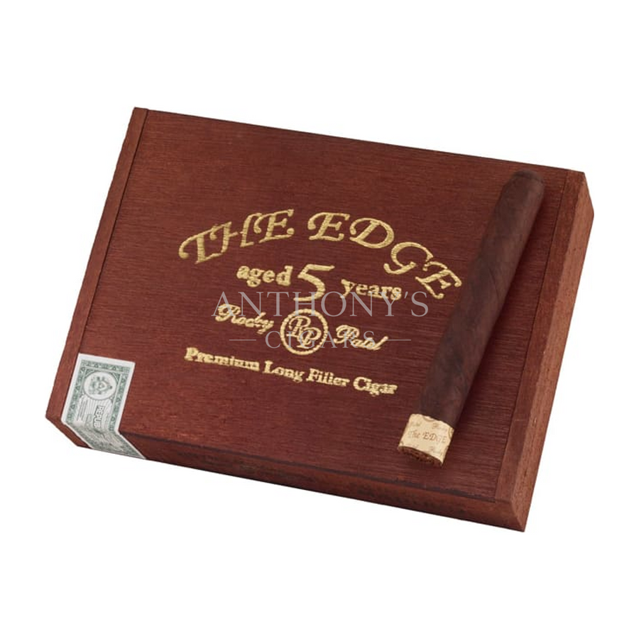 Rocky Patel The Edge Maduro Robusto cigar box closed