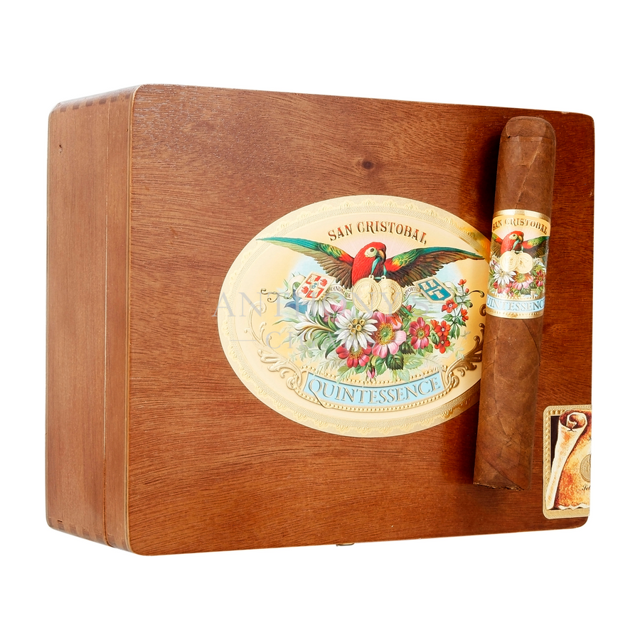 San Cristobal Quintessence Majestic cigar box closed
