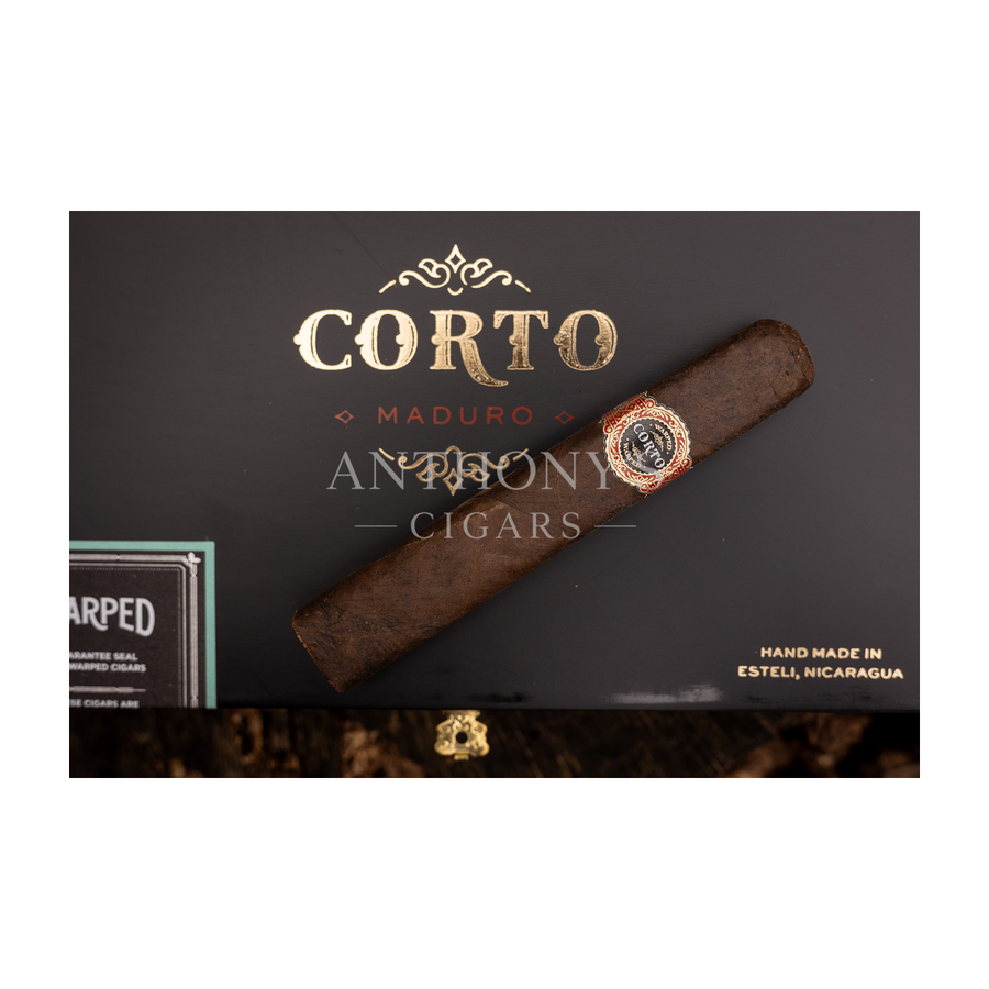 Warped Corto Maduro X54 cigar box closed